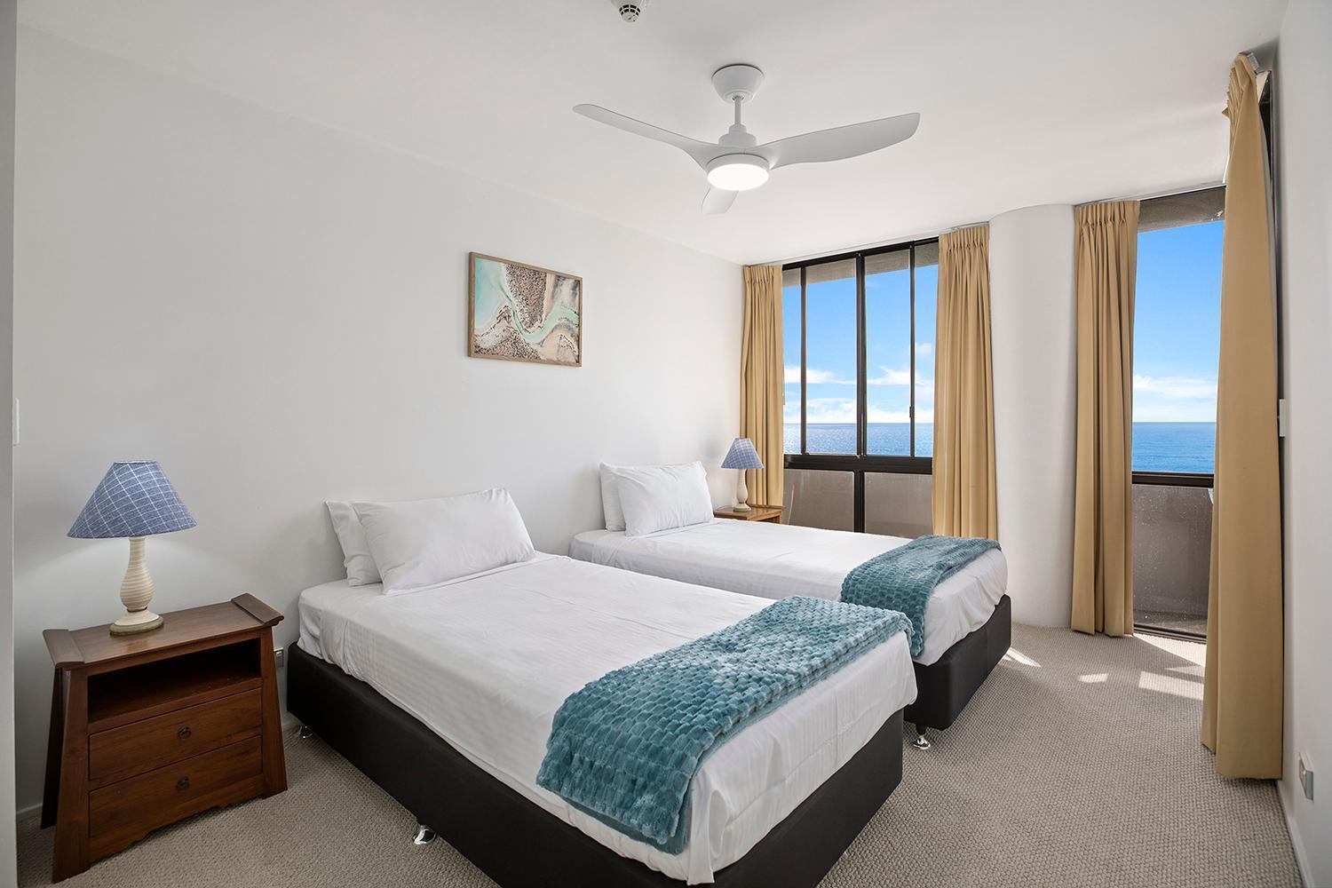 Pacific Towers Beach Resort Кофс Харбър Екстериор снимка